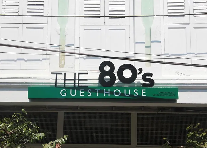 The 80\'S Guesthouse